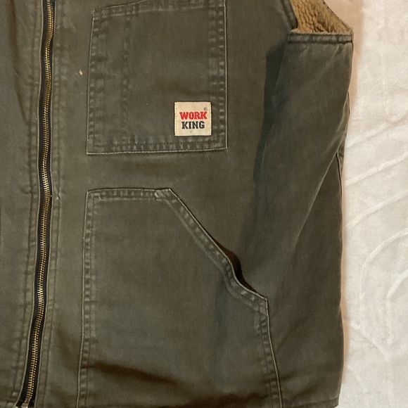 Work King Sherpa-Trim Utility Vest in Olive - Picture 2 of 10